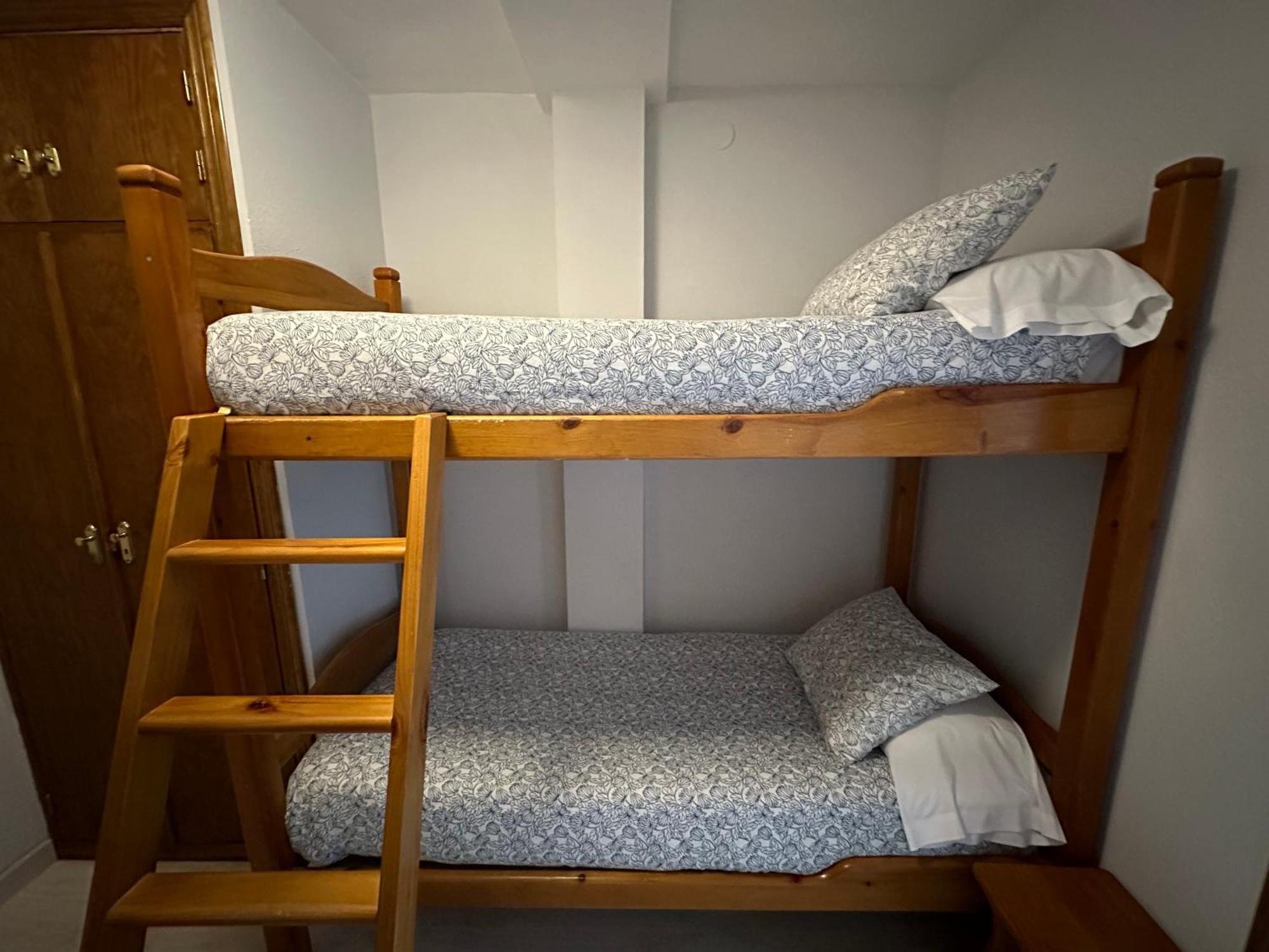 Apartamentos Tirol Formigal Eksteriør bilde